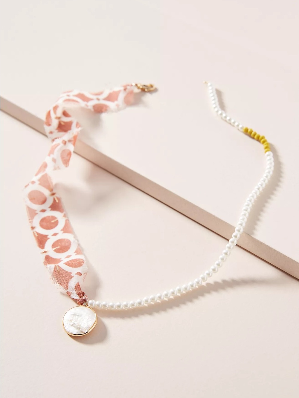 New Anthropologie Nikki Ribbon Pearl Necklace